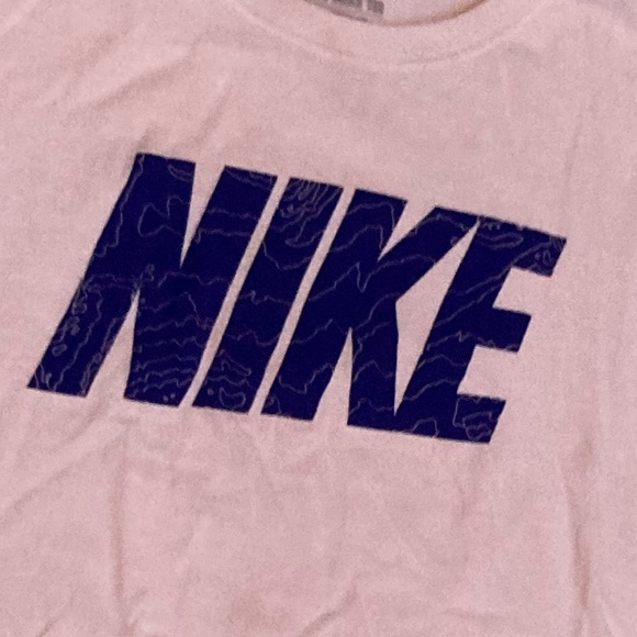 nike white and blue tee shirt - Picture 2 of 3